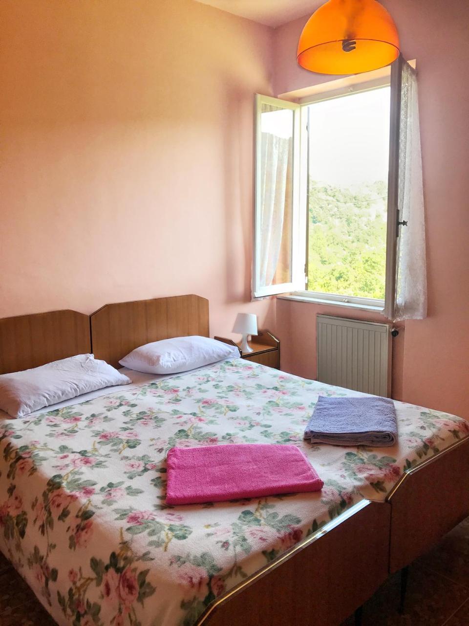 Albergo Delfino San Pietro d'Olba Ngoại thất bức ảnh